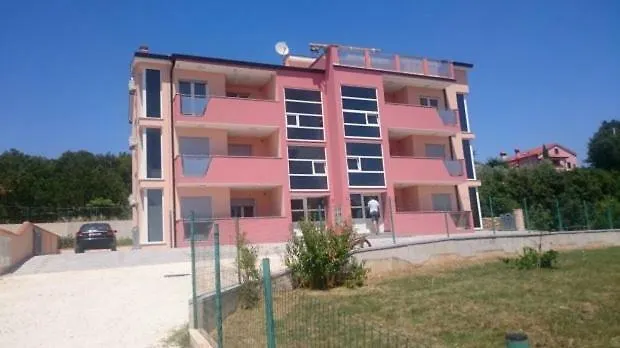 Apartman Leanton